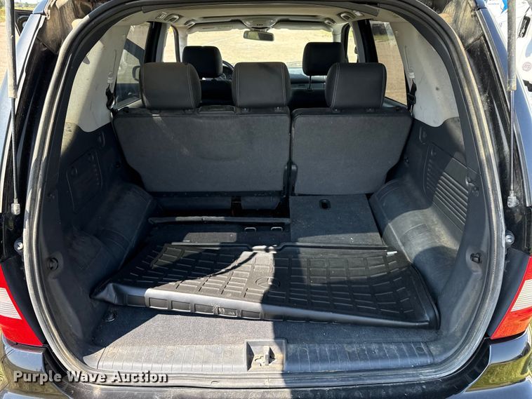 image for item EP0516 2004 Mercedes-Benz ML500 SUV