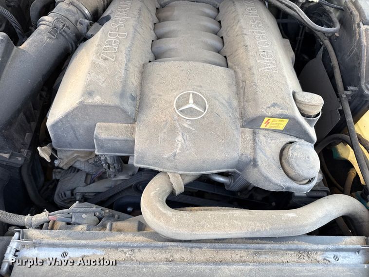 image for item EP0516 2004 Mercedes-Benz ML500 SUV