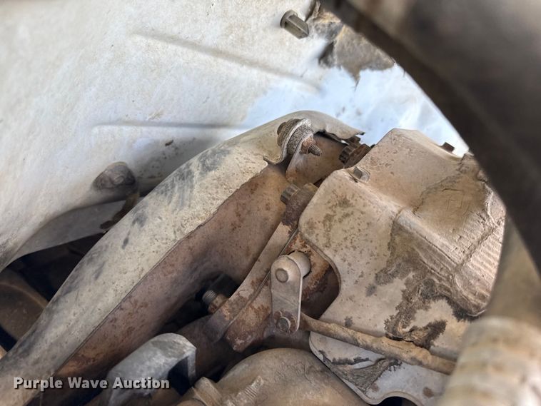 image for item EP0518 2001 Chevrolet Silverado 3500 Ext. Cab flatbed pickup truck