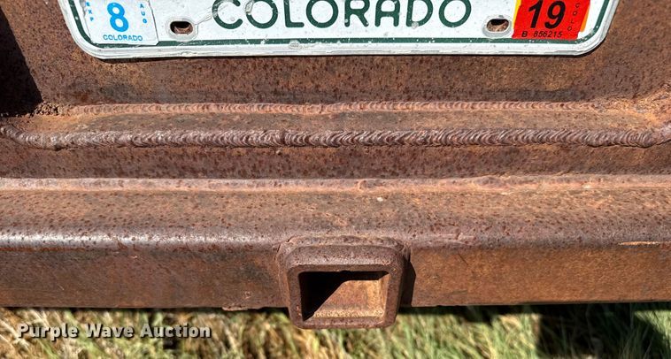 image for item EP0519 1997 Ford F450 Super Duty flatbed truck