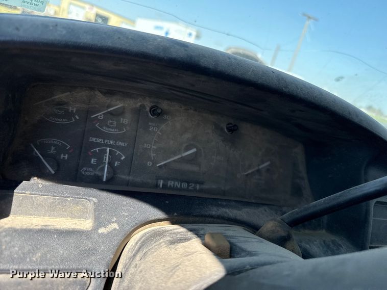 image for item EP0519 1997 Ford F450 Super Duty flatbed truck