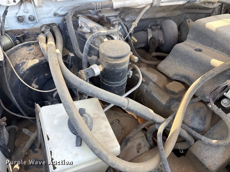 image for item EP0519 1997 Ford F450 Super Duty flatbed truck