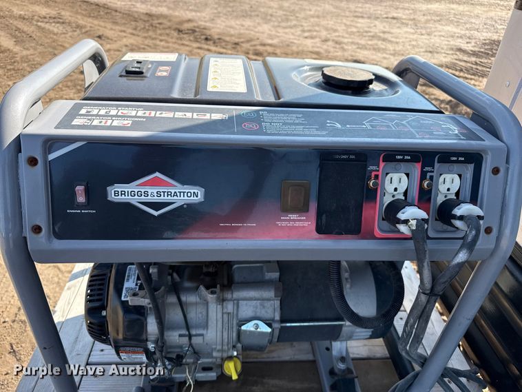 image for item EP0532 1989 International party bus