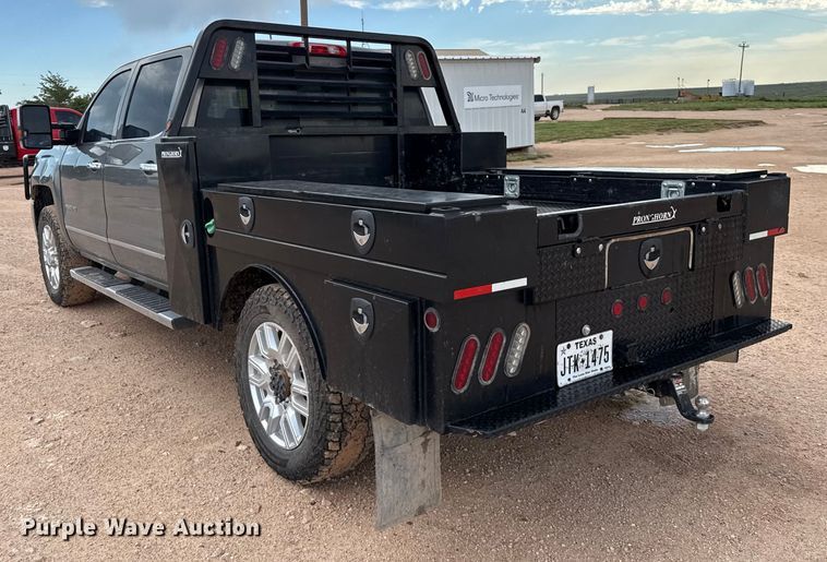 image for item EP0537 2017 Chevrolet Silverado 2500HD Crew Cab flatbed pickup truck