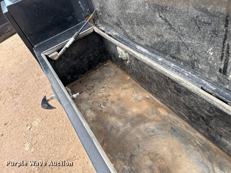 image for item EP0537 2017 Chevrolet Silverado 2500HD Crew Cab flatbed pickup truck