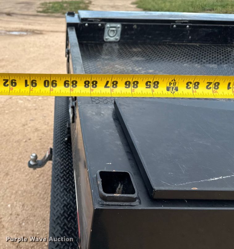 image for item EP0537 2017 Chevrolet Silverado 2500HD Crew Cab flatbed pickup truck