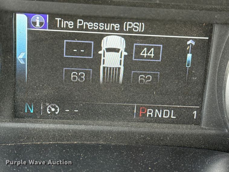 image for item EP0537 2017 Chevrolet Silverado 2500HD Crew Cab flatbed pickup truck