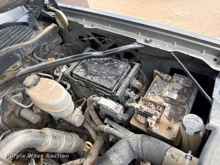 image for item EP0537 2017 Chevrolet Silverado 2500HD Crew Cab flatbed pickup truck