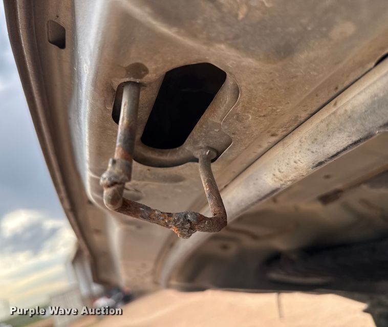 image for item EP0537 2017 Chevrolet Silverado 2500HD Crew Cab flatbed pickup truck