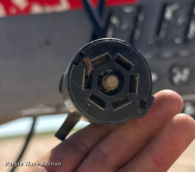 image for item EP0538 2008 Diamond C equipment trailer