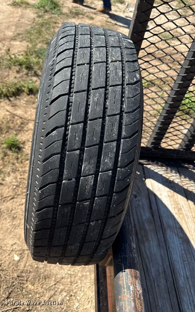 image for item EP0539 2015 Lone Star utility trailer