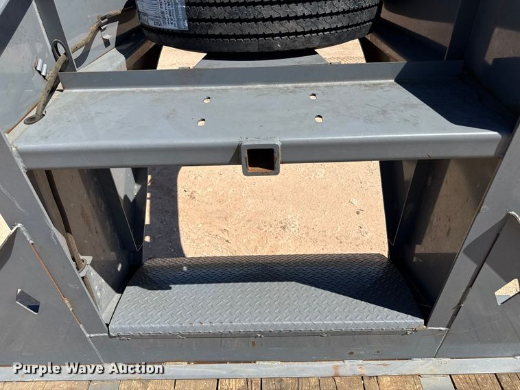 image for item EP0543 2021 Diamond C equipment trailer