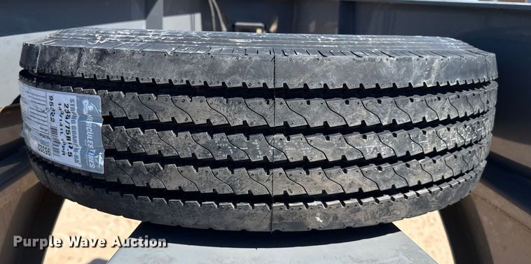 image for item EP0543 2021 Diamond C equipment trailer