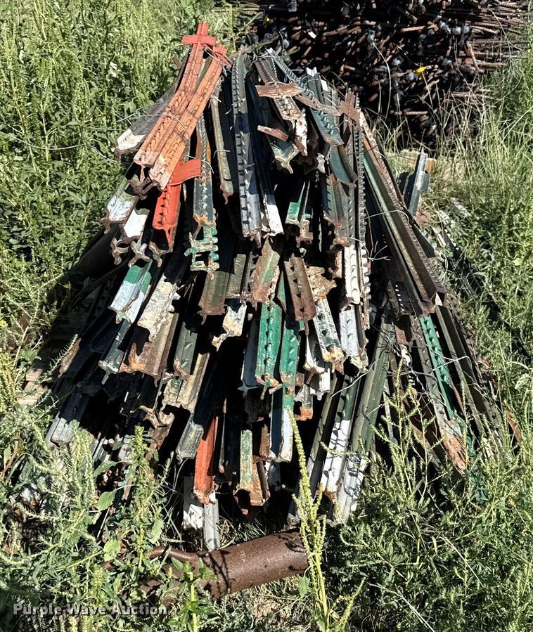 image for item EP0564 Fencing materials