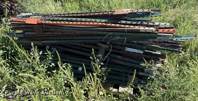 image for item EP0564 Fencing materials