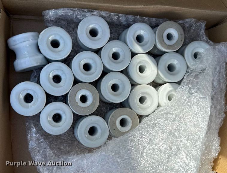 image for item EP0564 Fencing materials