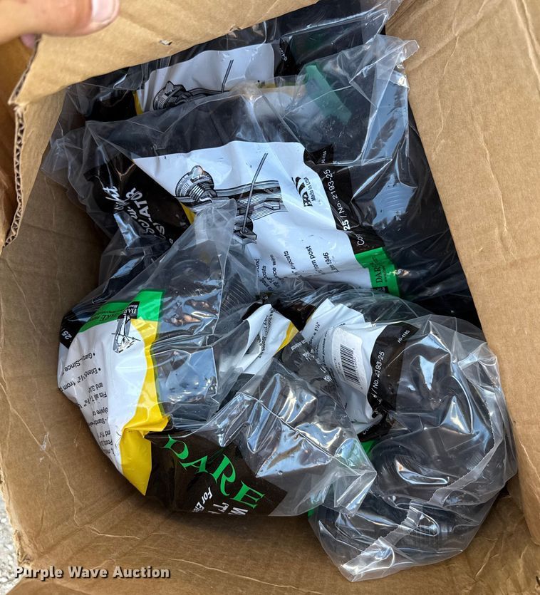 image for item EP0564 Fencing materials