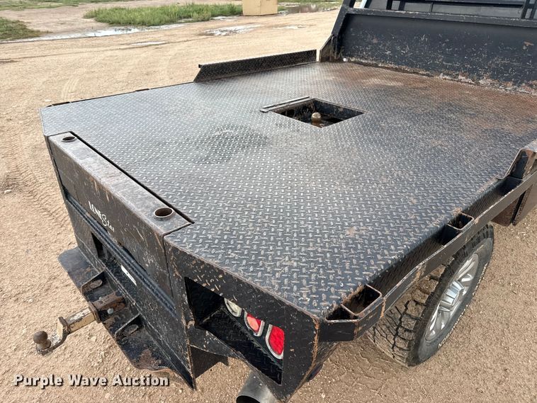 image for item EP0565 2018 Chevrolet Silverado 3500HD Crew Cab bale bed pickup truck