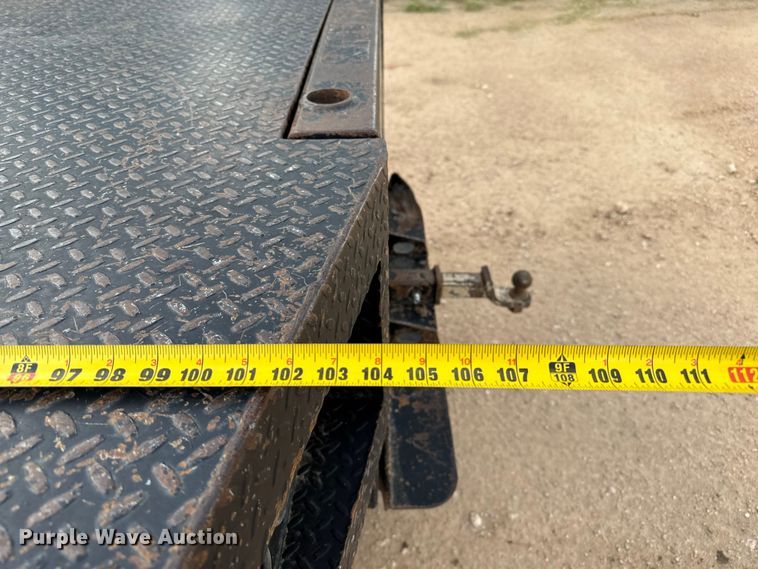 image for item EP0565 2018 Chevrolet Silverado 3500HD Crew Cab bale bed pickup truck