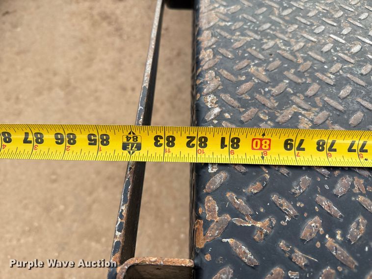 image for item EP0565 2018 Chevrolet Silverado 3500HD Crew Cab bale bed pickup truck