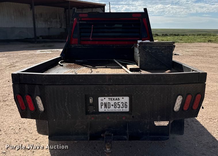 image for item EP0571 2015 Chevrolet Colorado Ext. Cab flatbed pickup truck