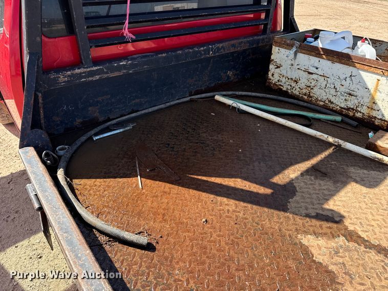 image for item EP0571 2015 Chevrolet Colorado Ext. Cab flatbed pickup truck