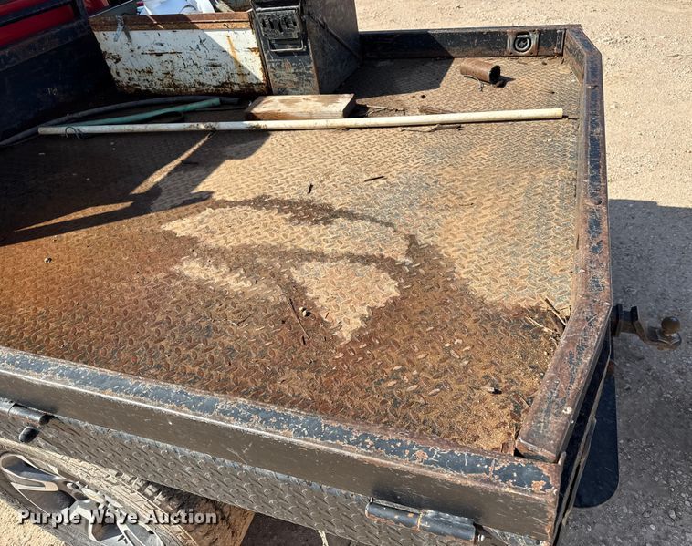 image for item EP0571 2015 Chevrolet Colorado Ext. Cab flatbed pickup truck