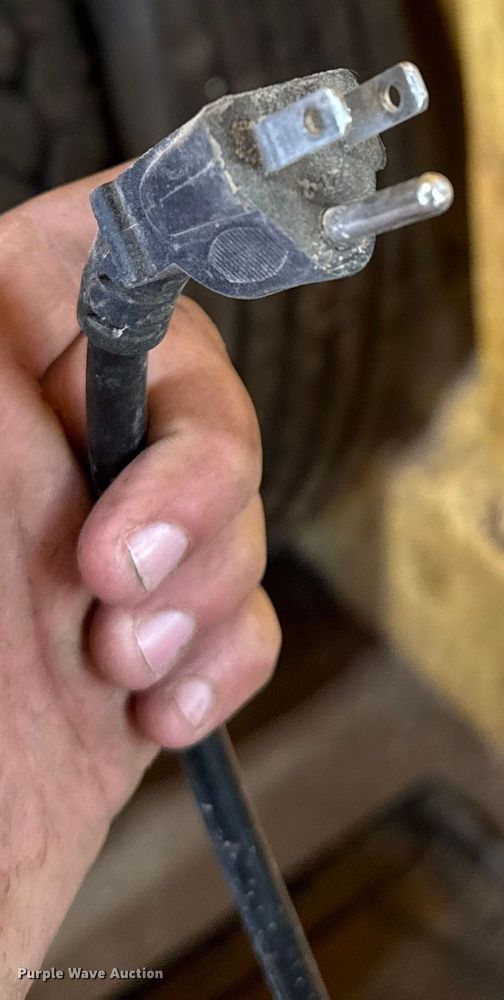 image for item EP0576 Tire repair equipment