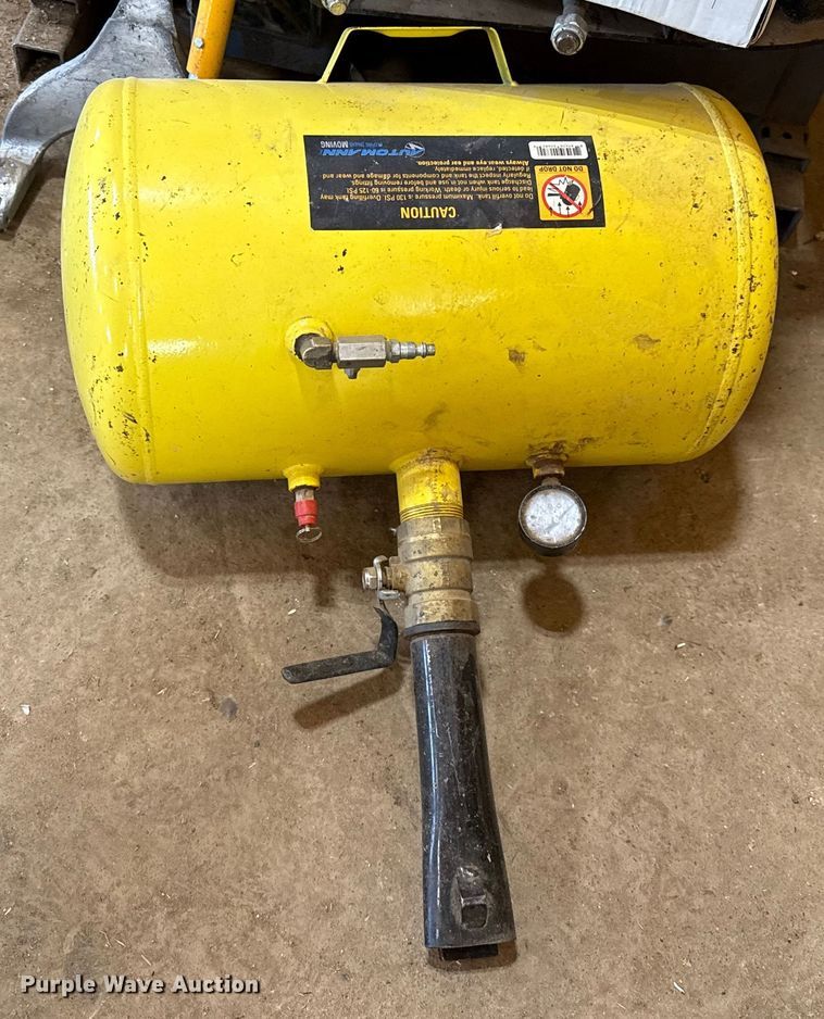 image for item EP0576 Tire repair equipment