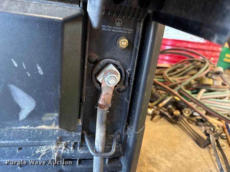 image for item EP0578 Miller Bobcat 230 welder