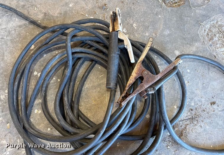 image for item EP0578 Miller Bobcat 230 welder