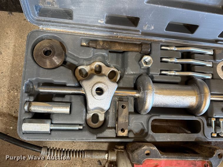 image for item EP0581 Tools