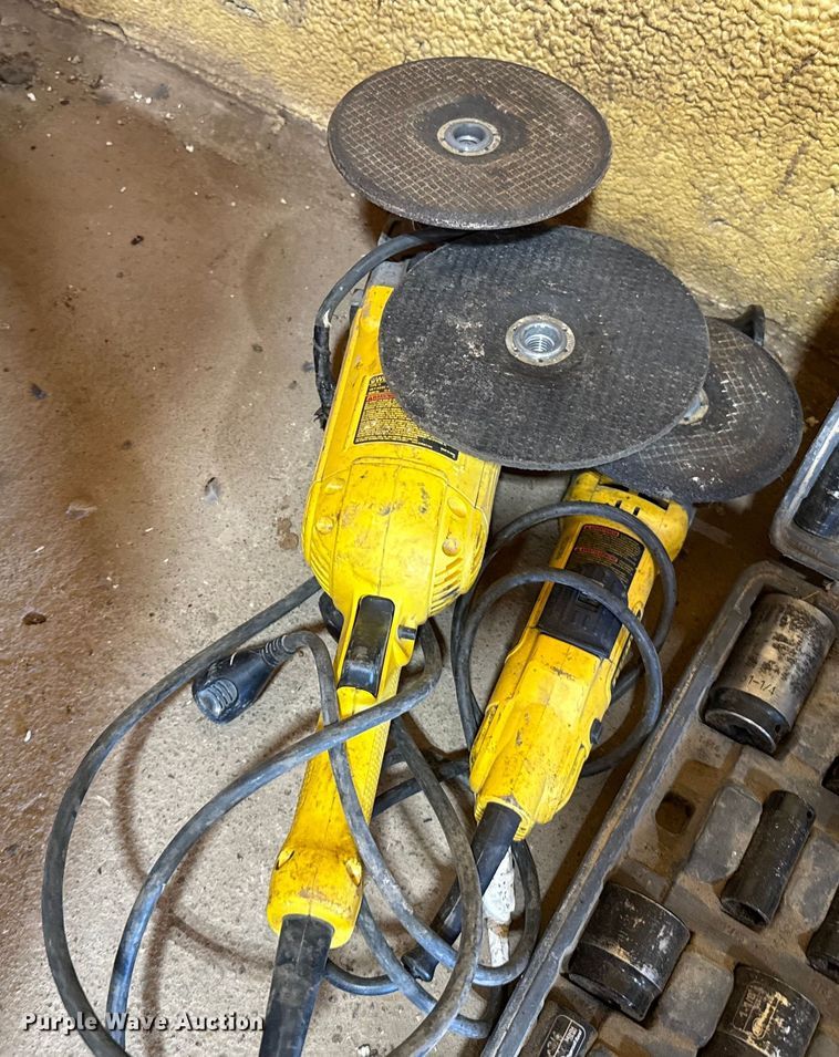 image for item EP0581 Tools