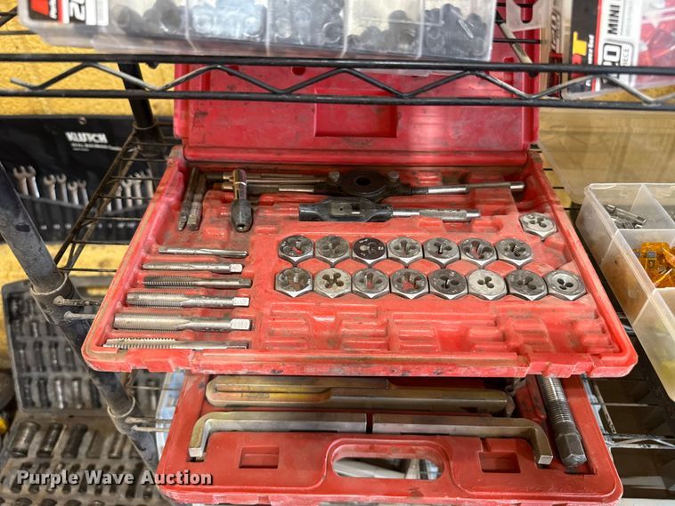 image for item EP0581 Tools