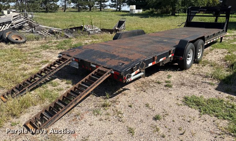 image for item EP0601 2010 PJ equipment trailer