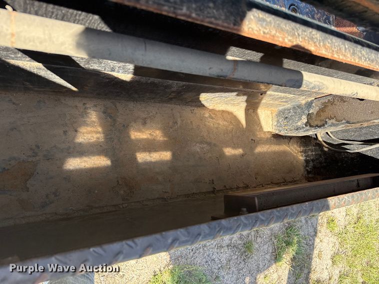 image for item EP0601 2010 PJ equipment trailer