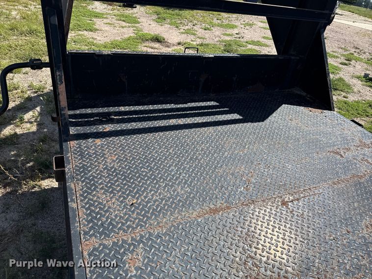 image for item EP0601 2010 PJ equipment trailer