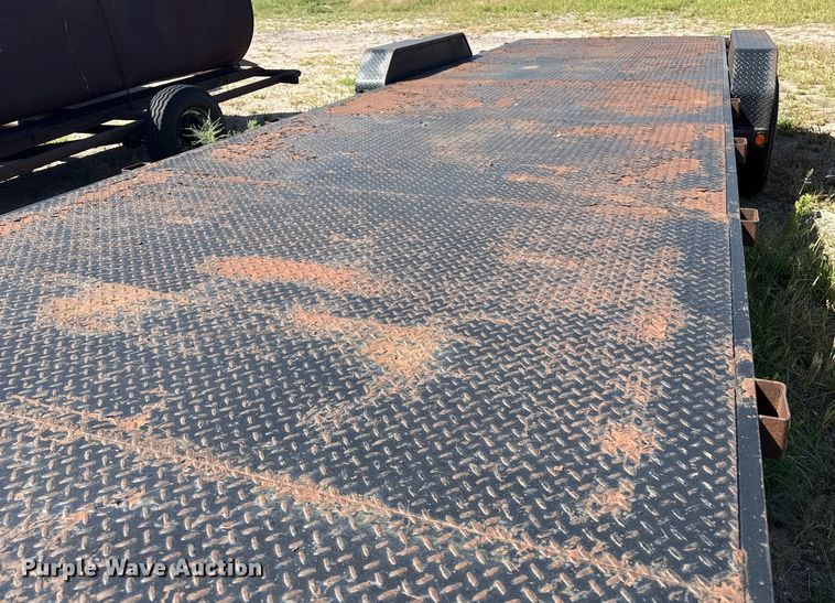 image for item EP0601 2010 PJ equipment trailer