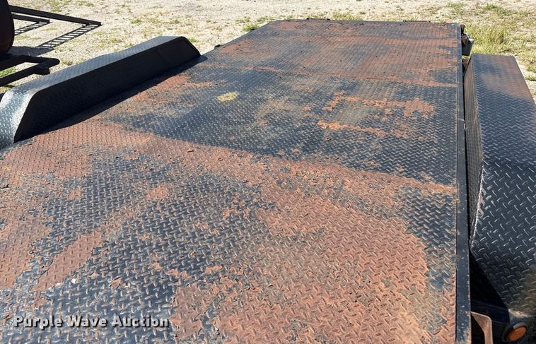 image for item EP0601 2010 PJ equipment trailer