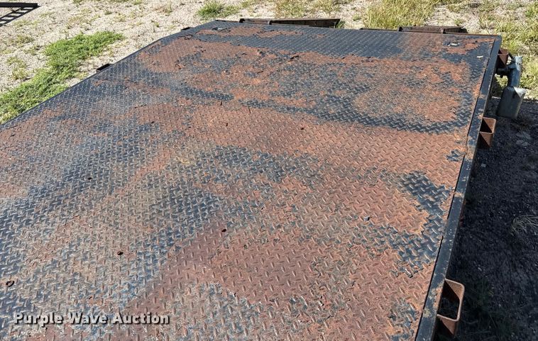 image for item EP0601 2010 PJ equipment trailer