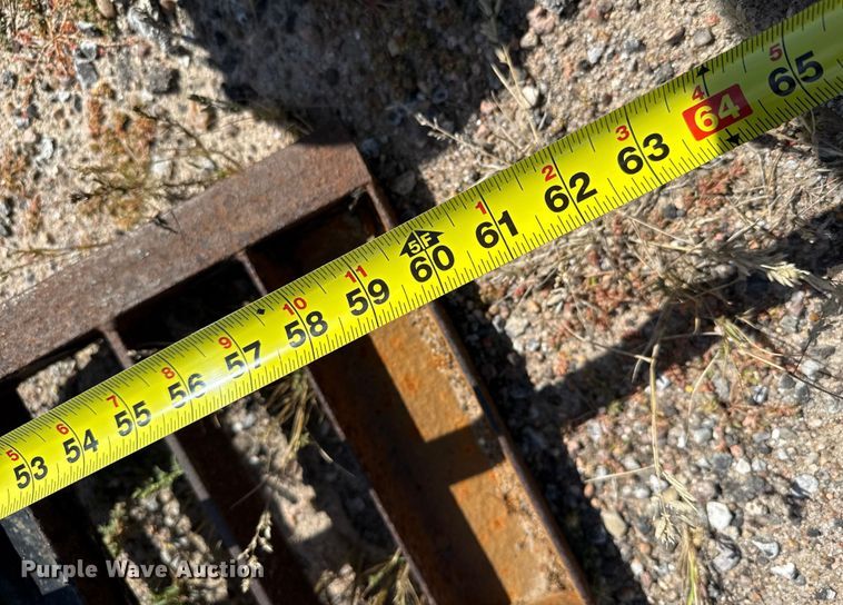 image for item EP0601 2010 PJ equipment trailer