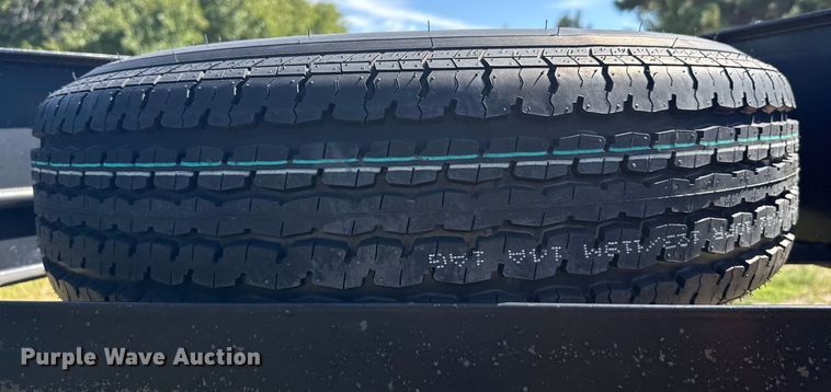 image for item EP0601 2010 PJ equipment trailer