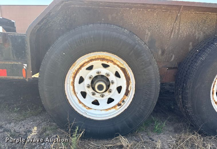 image for item EP0601 2010 PJ equipment trailer