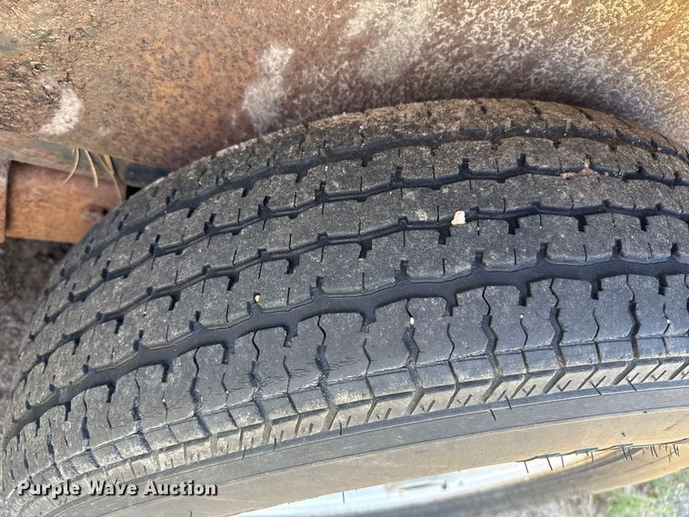 image for item EP0601 2010 PJ equipment trailer