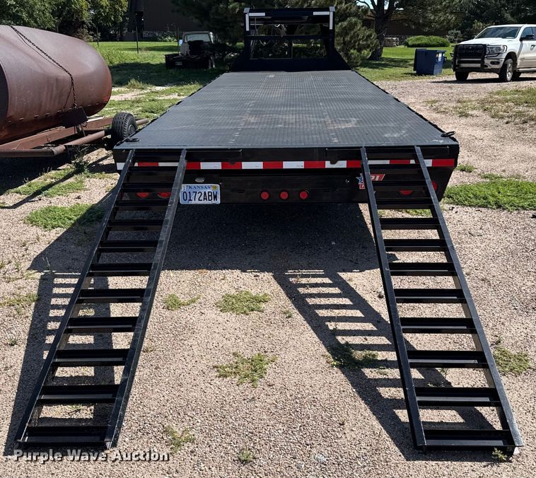 image for item EP0602 2020 PJ equipment trailer
