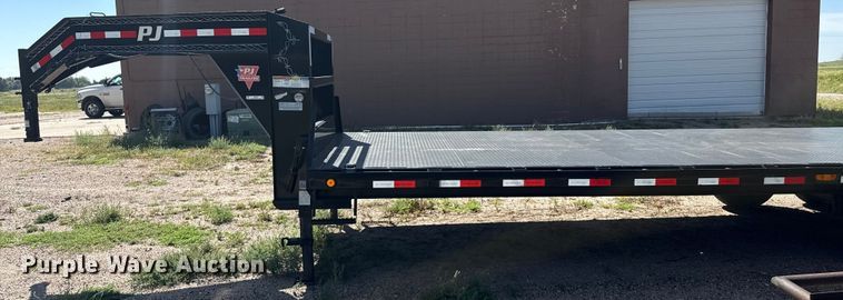 image for item EP0602 2020 PJ equipment trailer