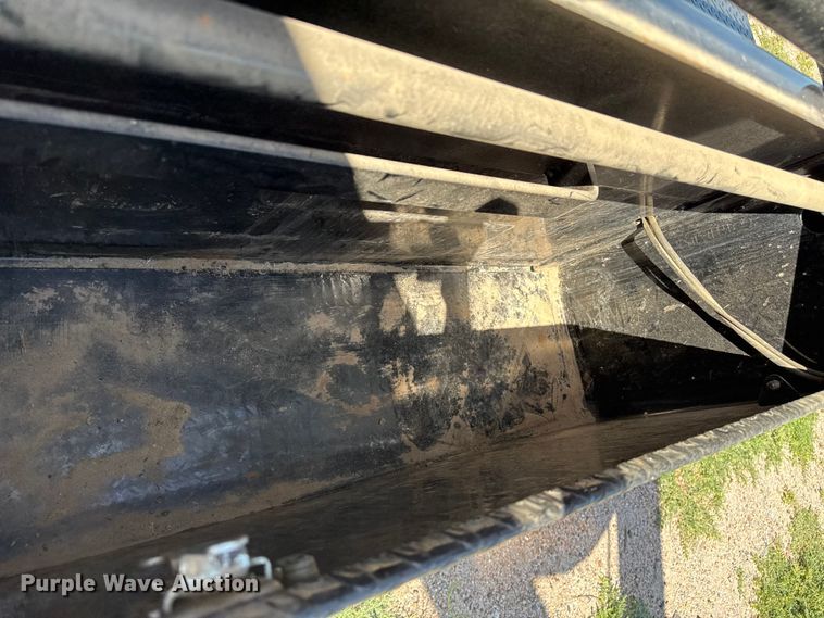 image for item EP0602 2020 PJ equipment trailer