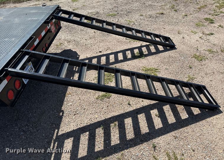 image for item EP0602 2020 PJ equipment trailer