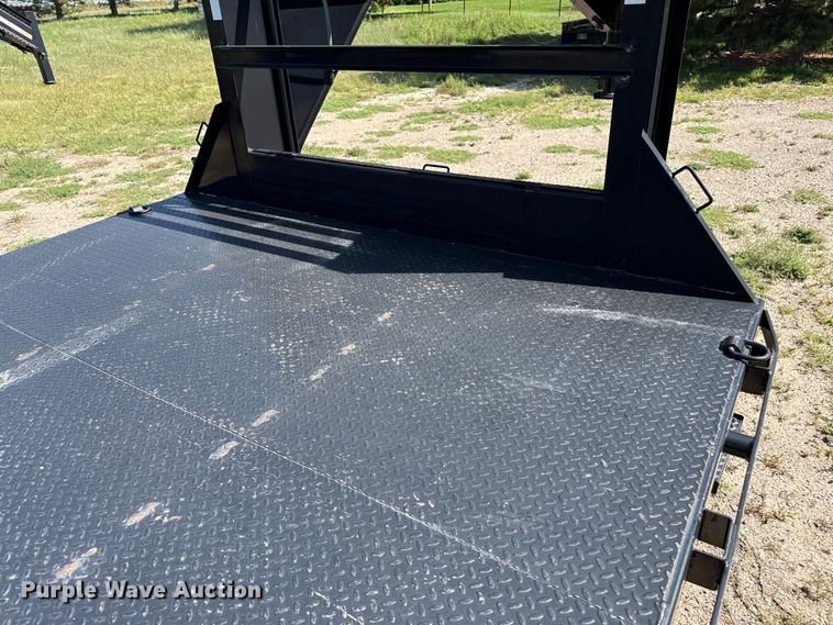 image for item EP0602 2020 PJ equipment trailer