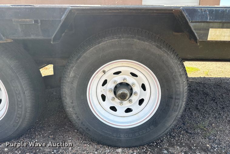 image for item EP0602 2020 PJ equipment trailer